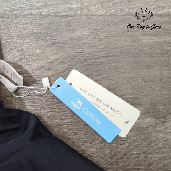 Cupshe Halter One Piece Swimsuit Size XL - Picture 2 of 5